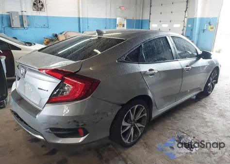 2020 Honda Civic Touring z USA, uszkodzony, nr VIN 19XFC1F93LE210536